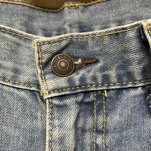 Levi's 505 Men's Jeans Regular Fit 34x30 Blue Medium Wash Stretch Straight Leg - Picture 9 of 13